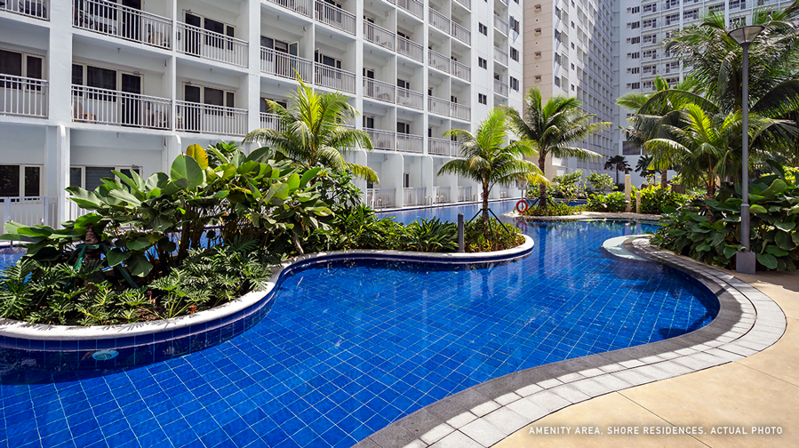 Pool Area Shore 2 Residences